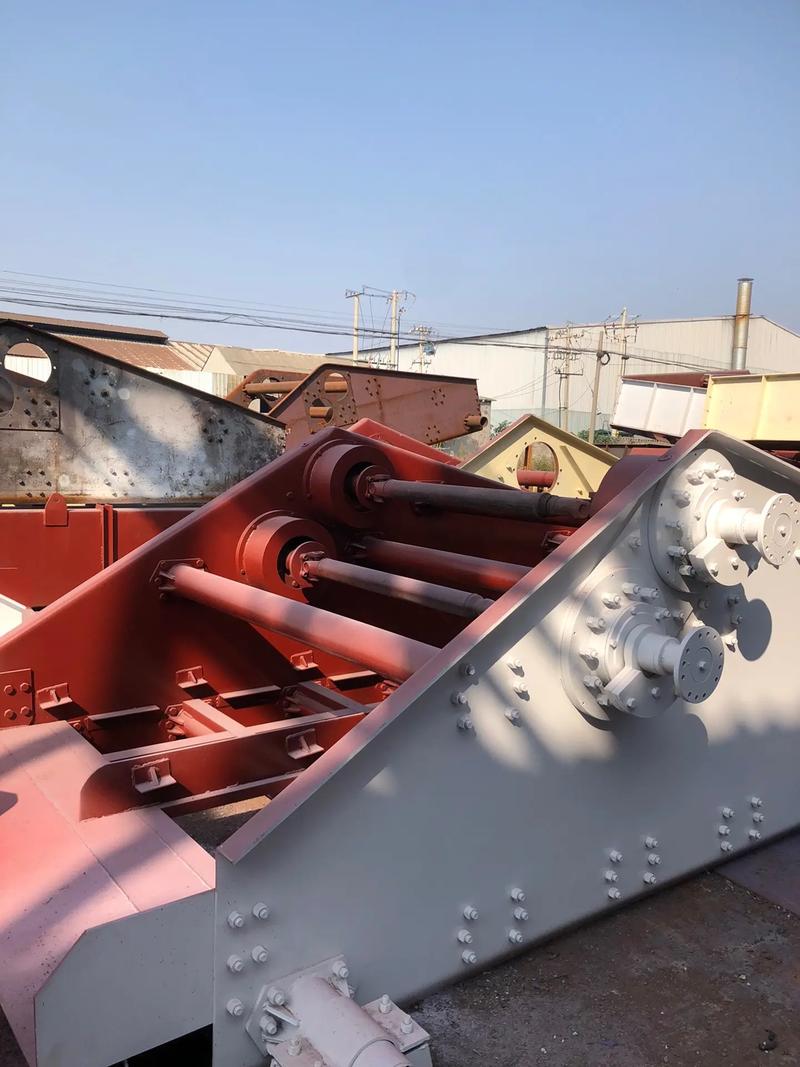 專業(yè)生產洗煤機 洗煤篩 等礦山設備 有需必應 您來訂制我