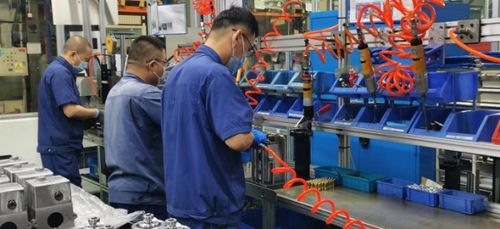 長(zhǎng)春一東 以自主創(chuàng)新驅(qū)動(dòng)發(fā)展，數(shù)碼產(chǎn)品研發(fā)與銷(xiāo)售開(kāi)辟新增長(zhǎng)極